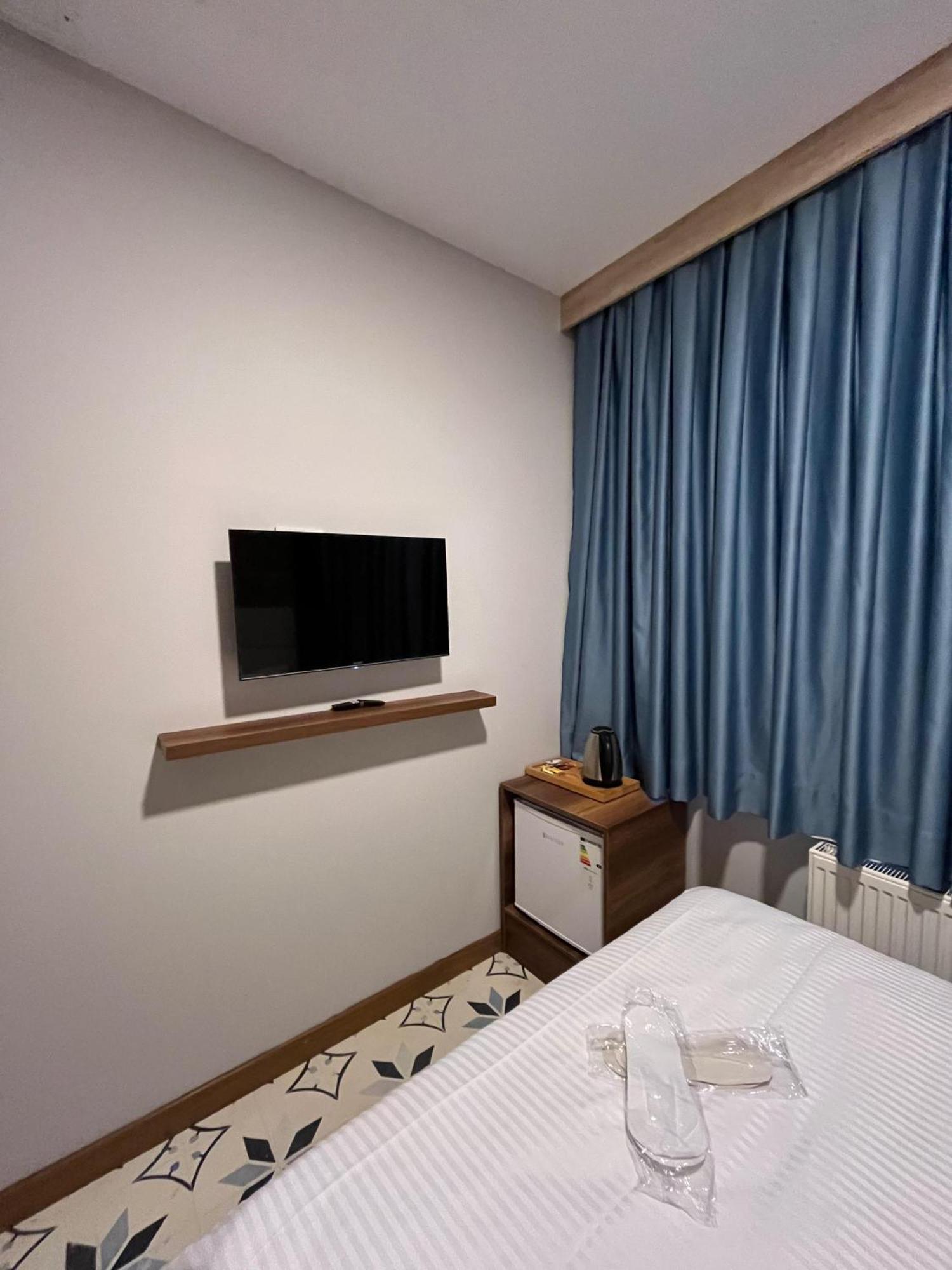 Andi Hotel อิสตันบูล ภายนอก รูปภาพ
